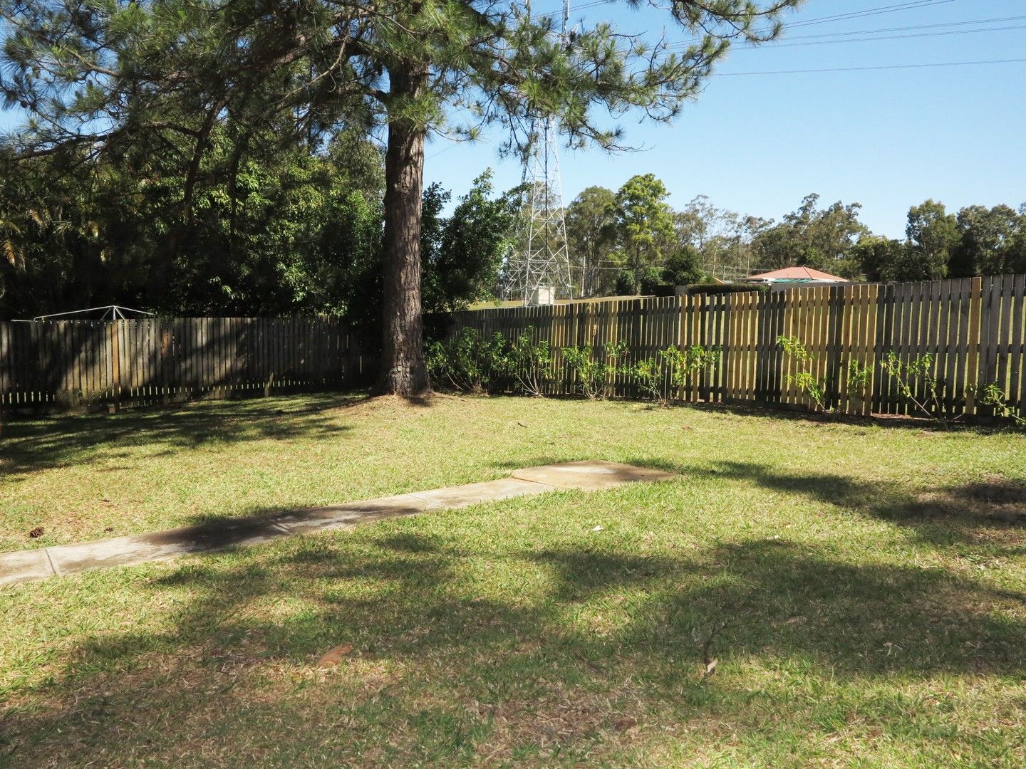 4 bedrooms House in 17 Acland Drive STRATHPINE QLD, 4500