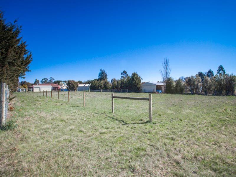 6 Chisholm Drive, Lancefield VIC 3435, Image 2