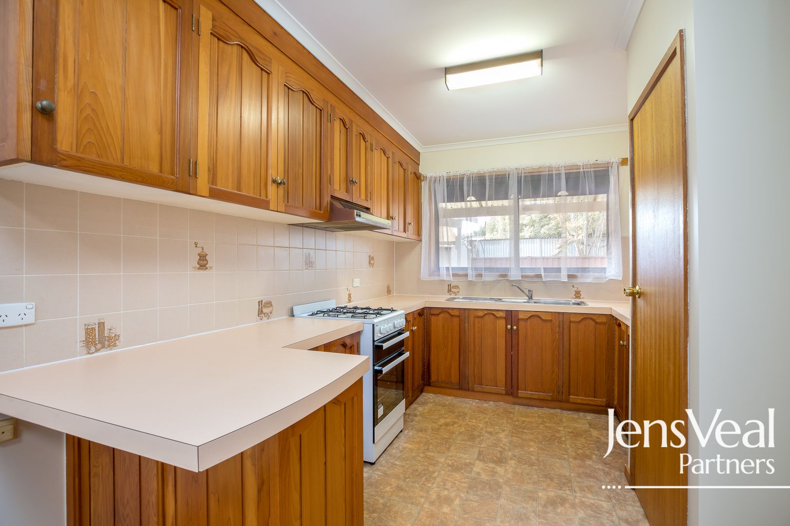 3/51 Cromwell Street, Sebastopol VIC 3356, Image 2