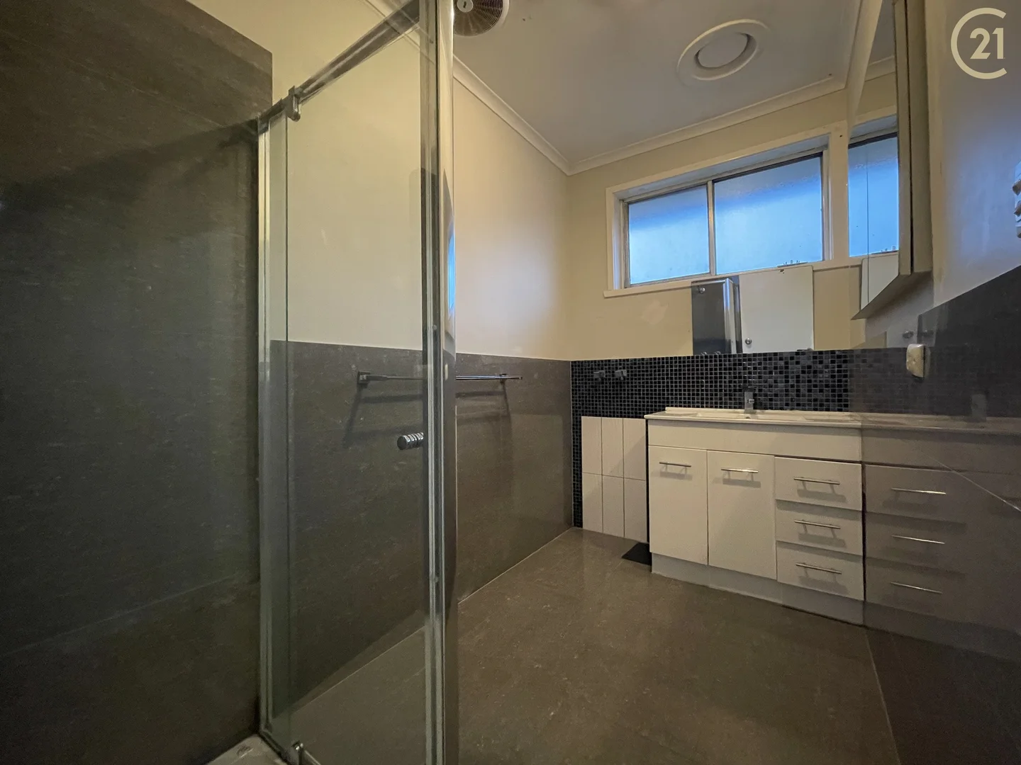 Additional image 5 of 2/1485 Heatherton Road, Dandenong North VIC 3175