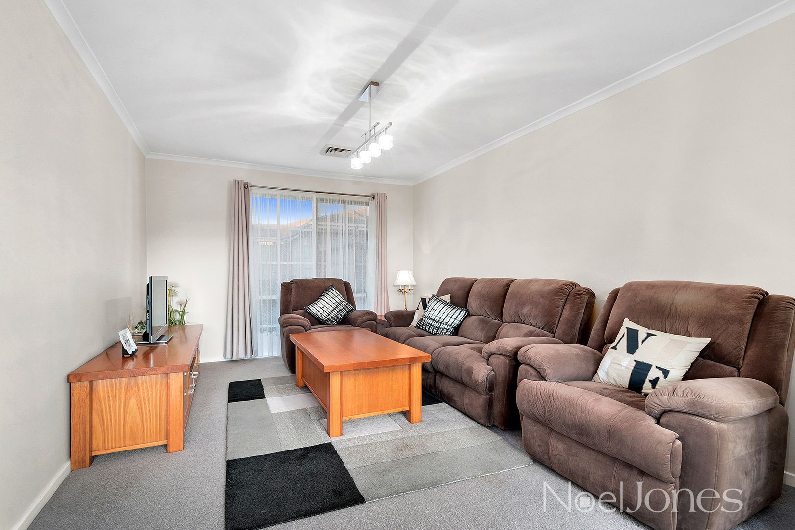 4/12-14 Franklin Road, Doncaster East VIC 3109, Image 2