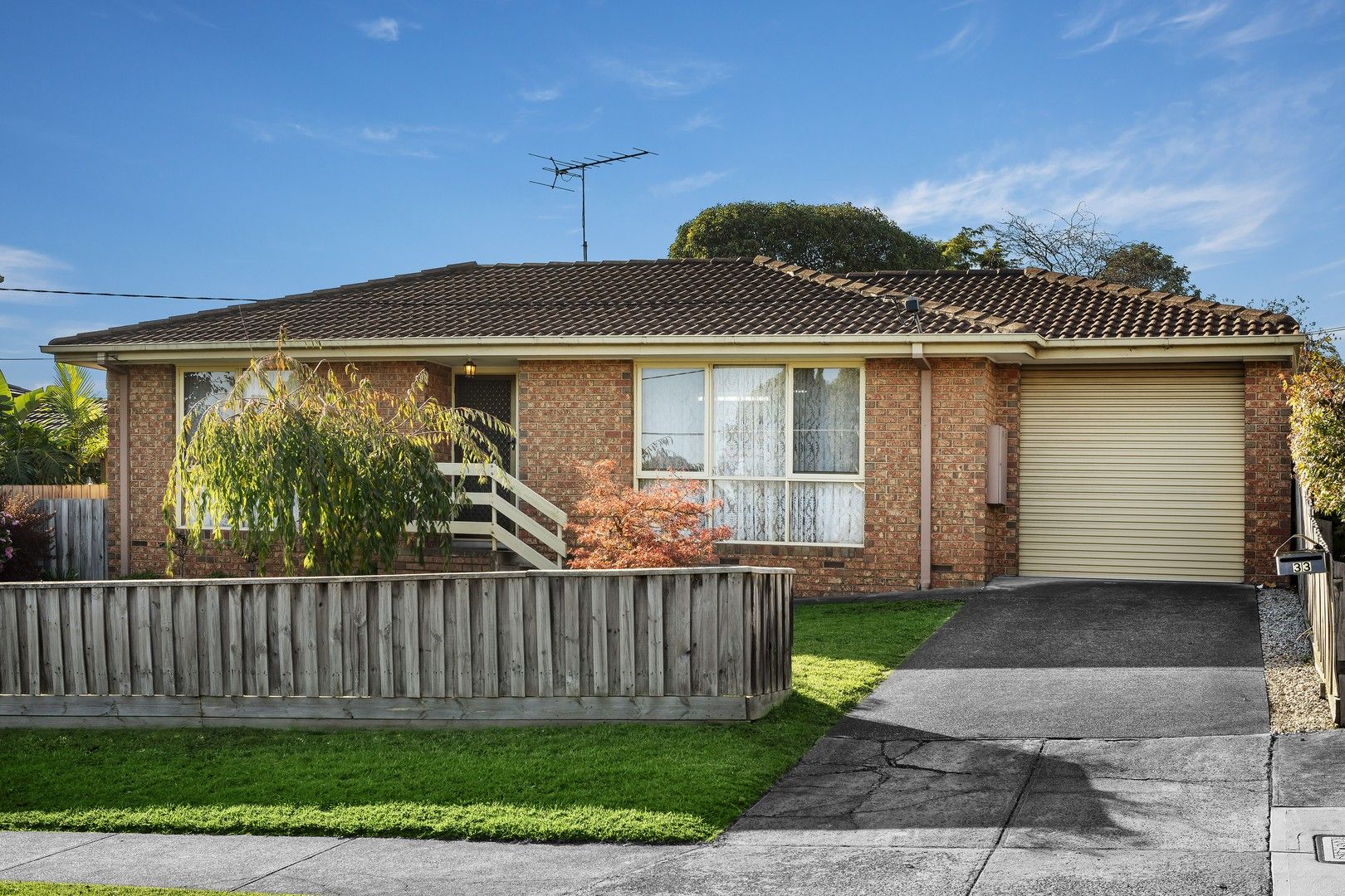 33 Martins Lane, Viewbank VIC 3084, Image 0