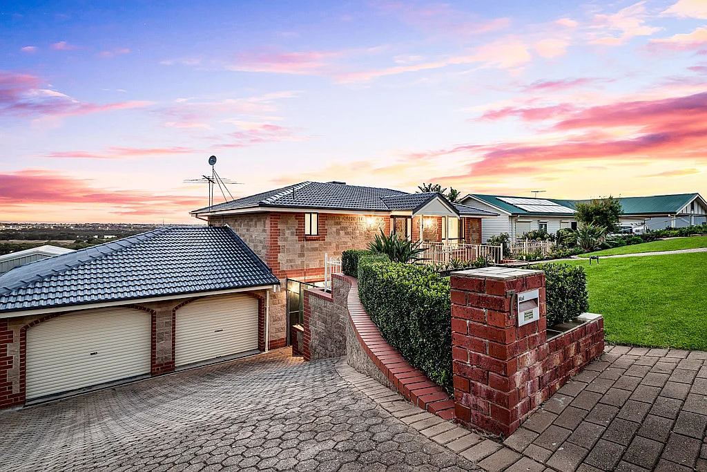 7 Triangle Ct, Noarlunga Downs SA 5168
