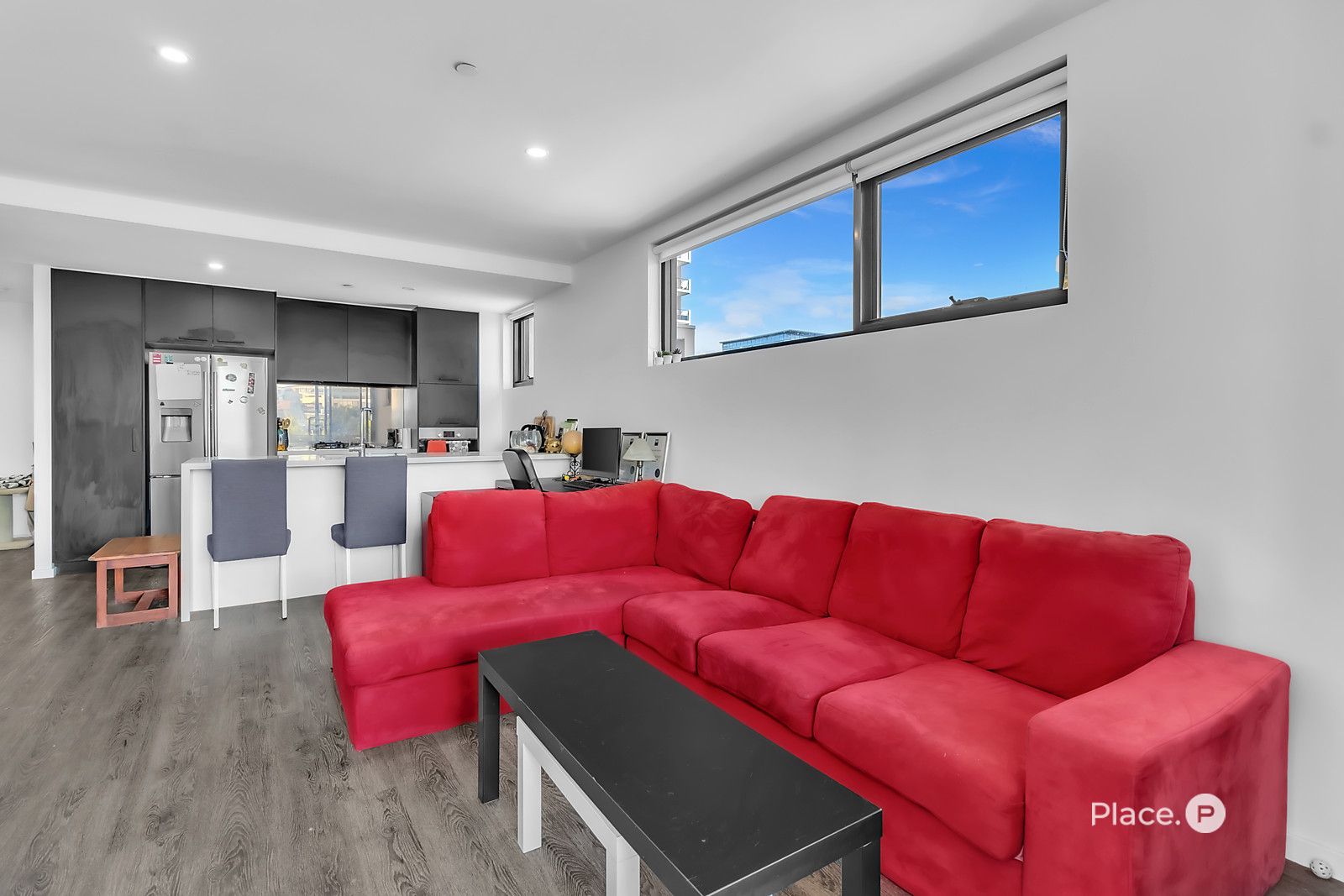 401/28 Wolseley Street, Woolloongabba QLD 4102, Image 2