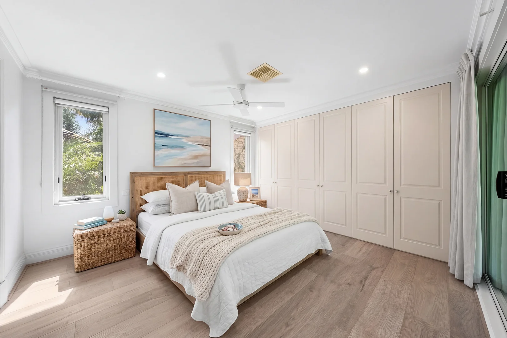 Additional image 2 of 1/20a Ellalong Road, Cremorne NSW 2090