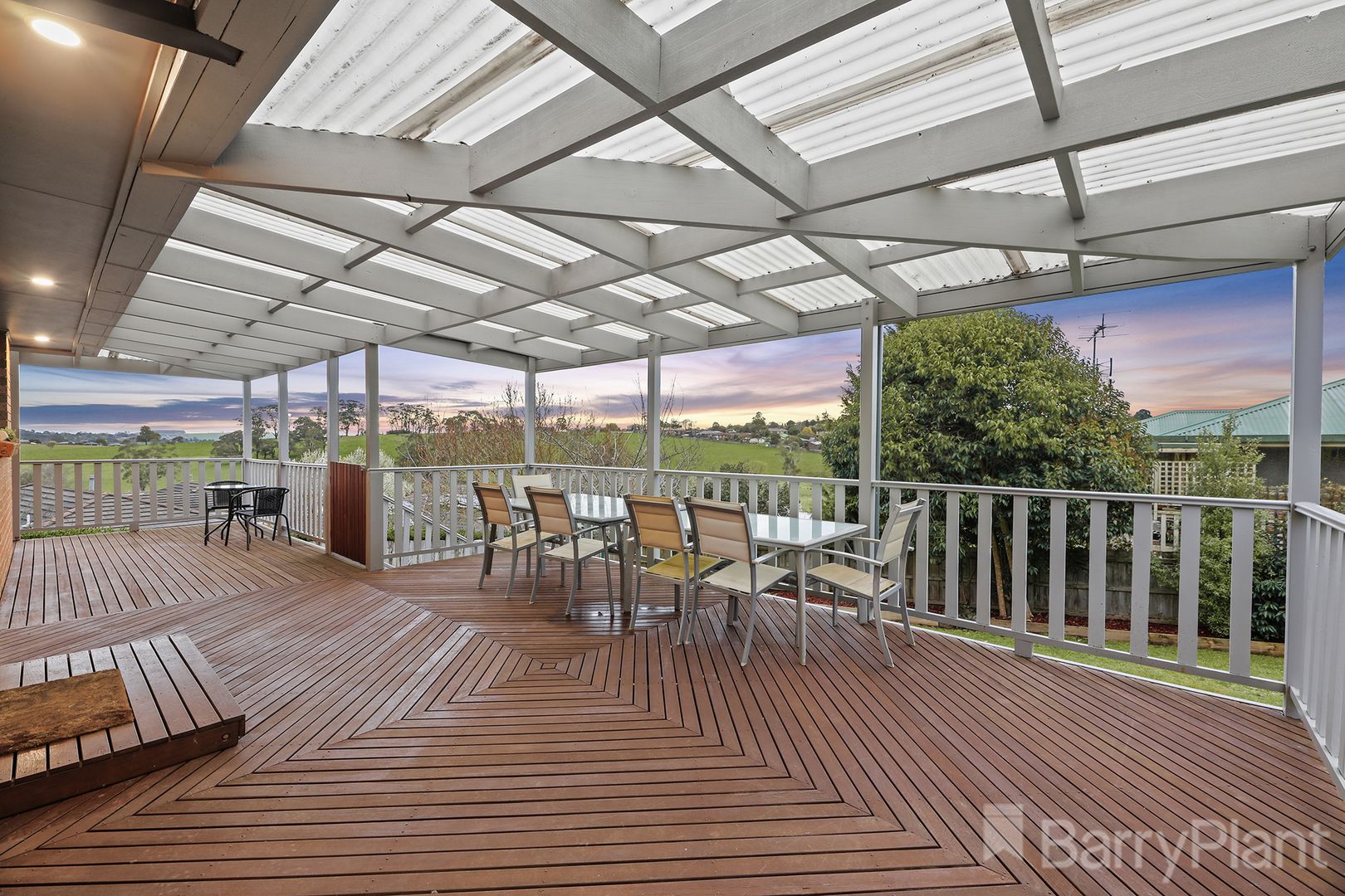 84 Stoddarts Road, Warragul VIC 3820, Image 2