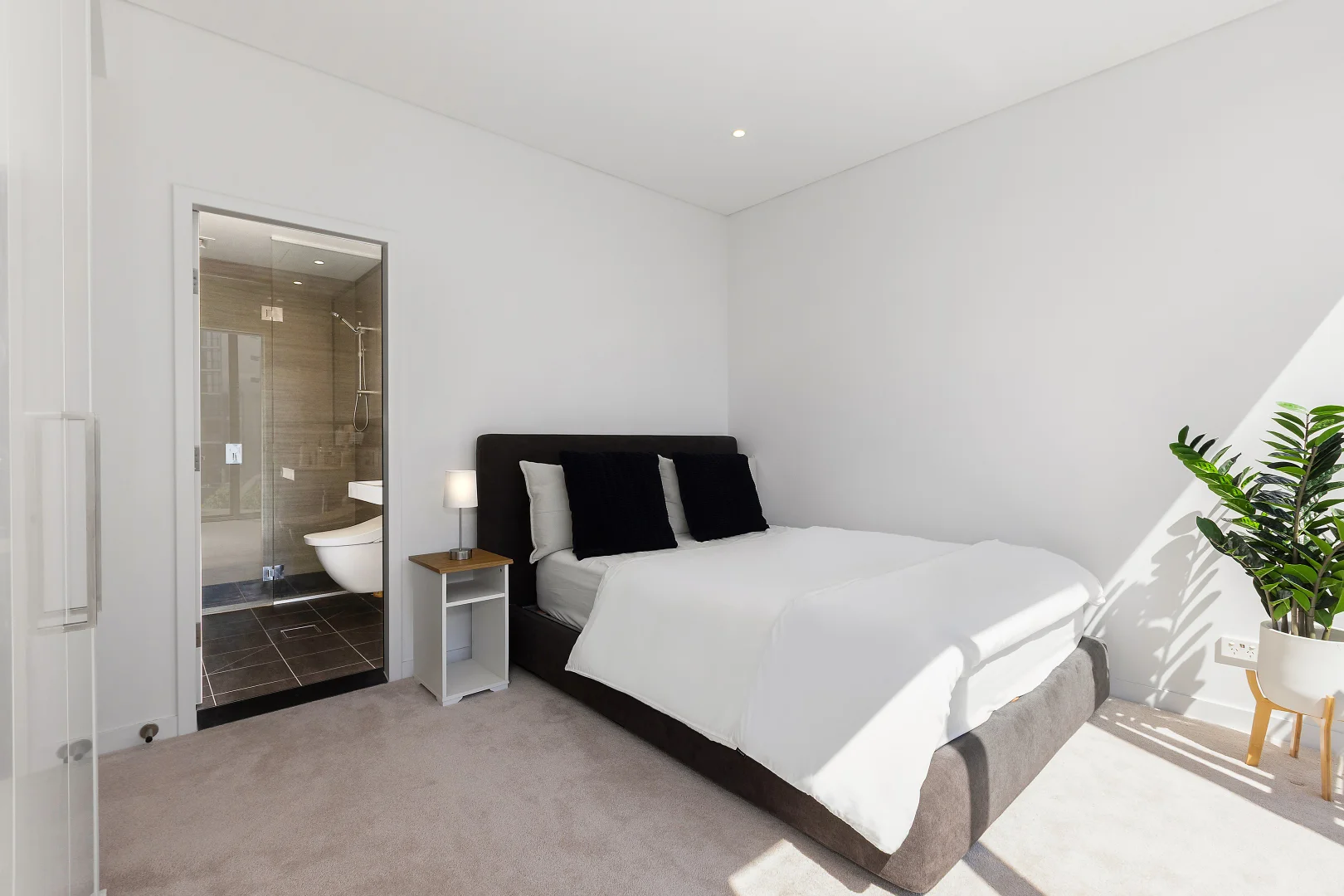 Additional image 6 of 608/472 Pacific Highway, St Leonards NSW 2065