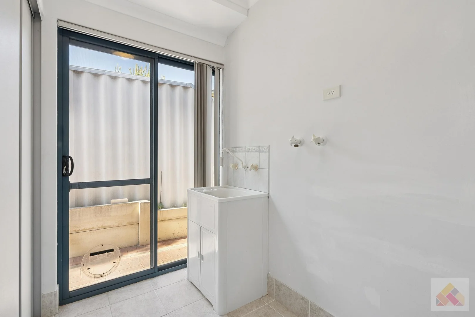 Additional image 17 of 1/41 Bentwood Avenue, Woodlands WA 6018