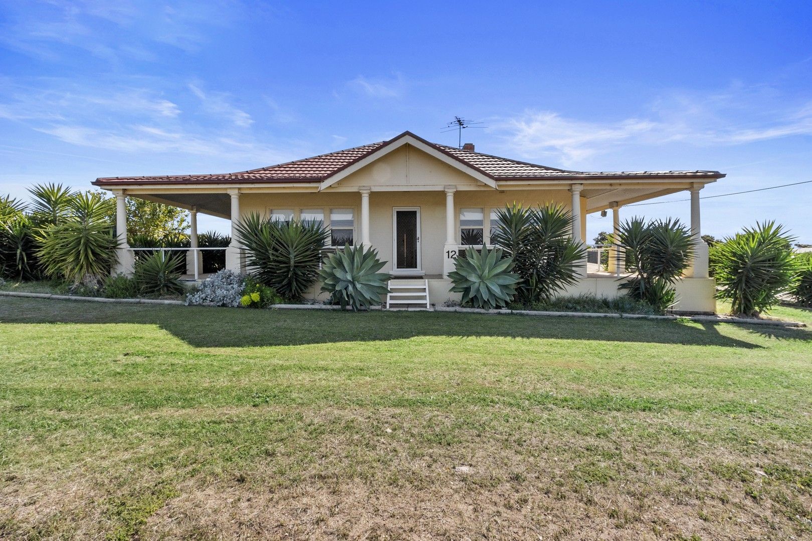 12 Main Coast Road, Pine Point SA 5571, Image 0