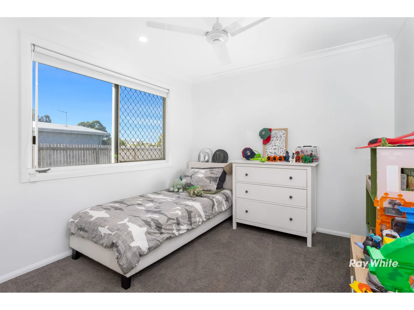 Additional image 17 of Units 1 & 2/7 Civic Lane, Pacific Heights QLD 4703