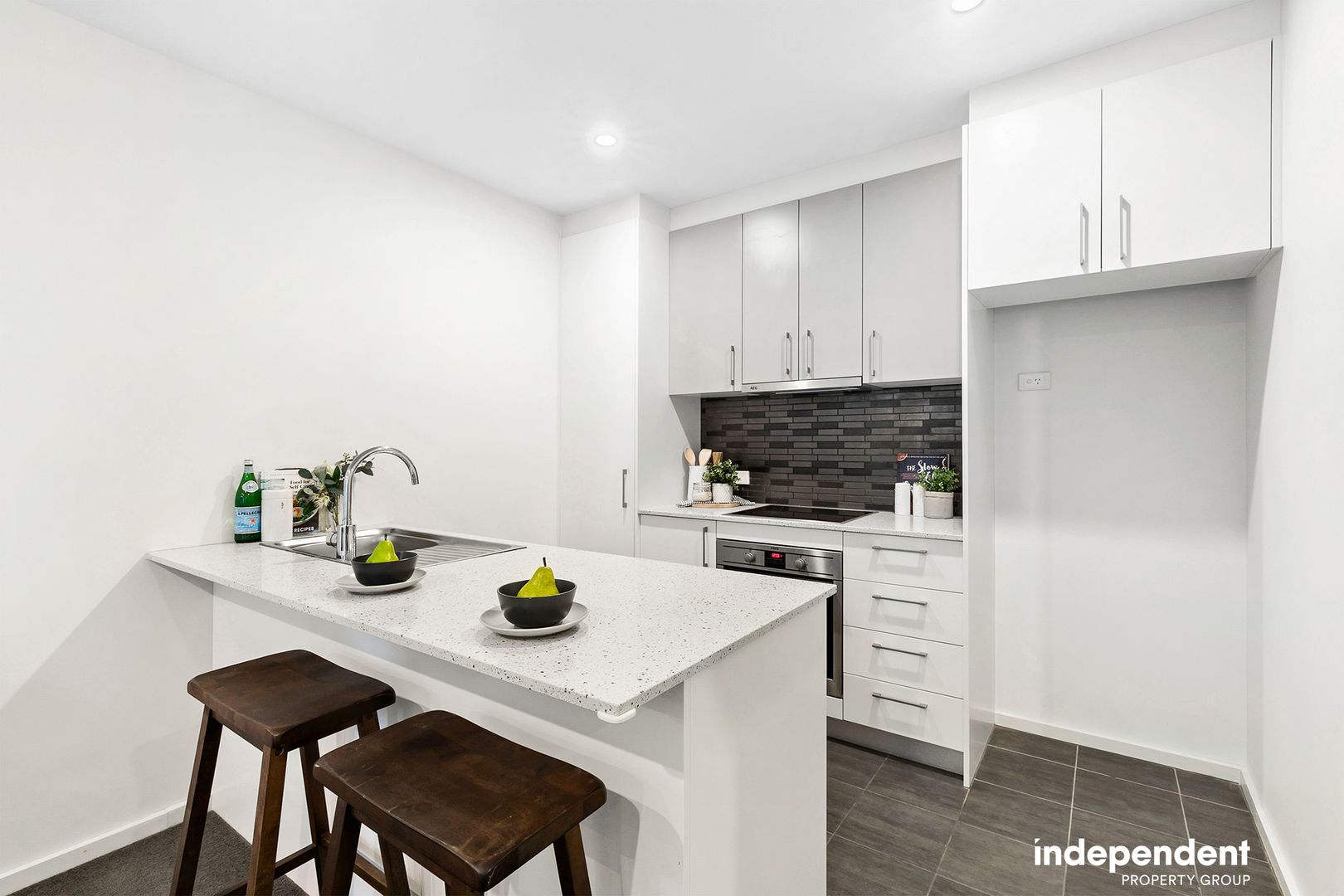 16/109 Canberra Avenue, Griffith ACT 2603, Image 2