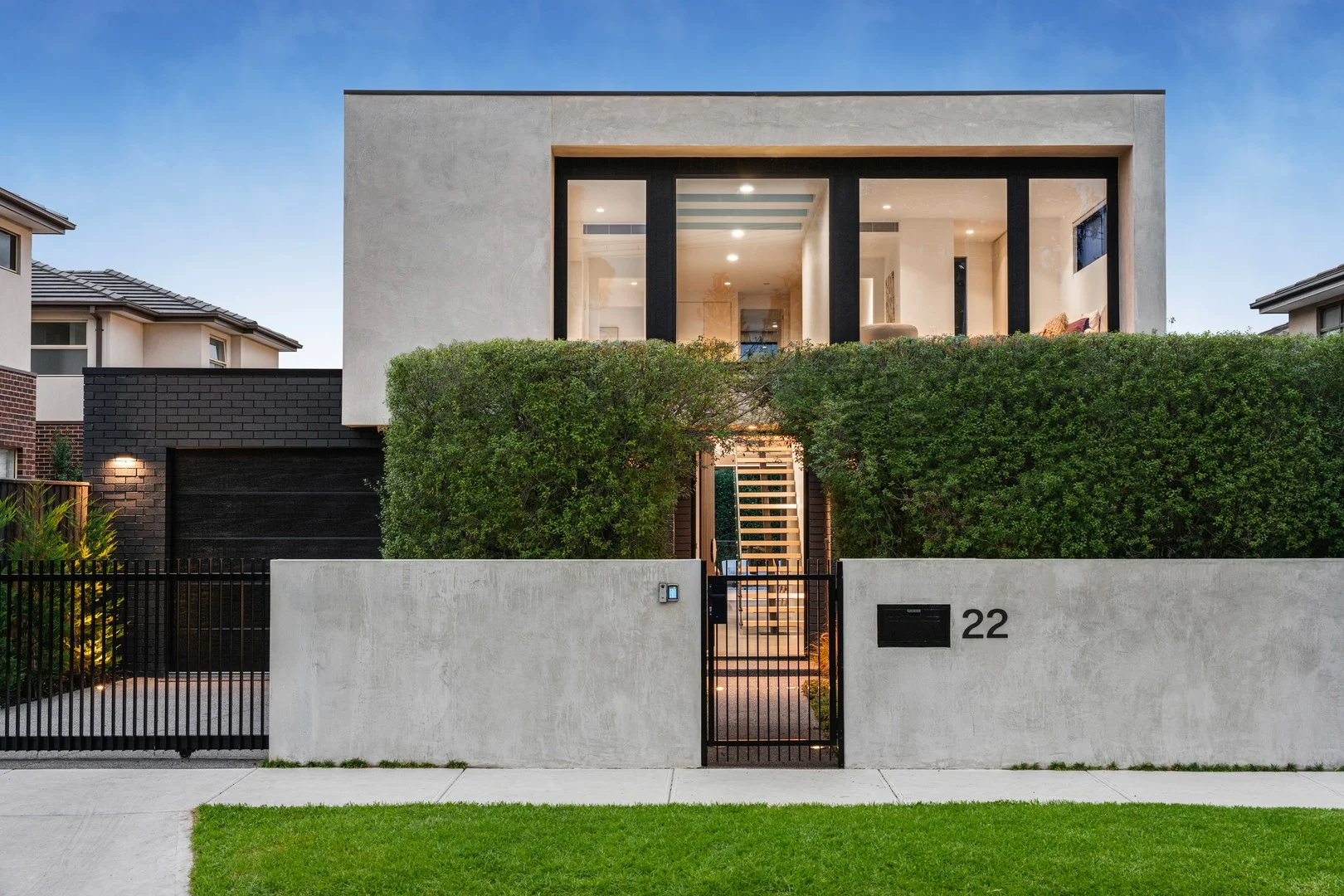 22 Dalveen Road, Ivanhoe VIC 3079