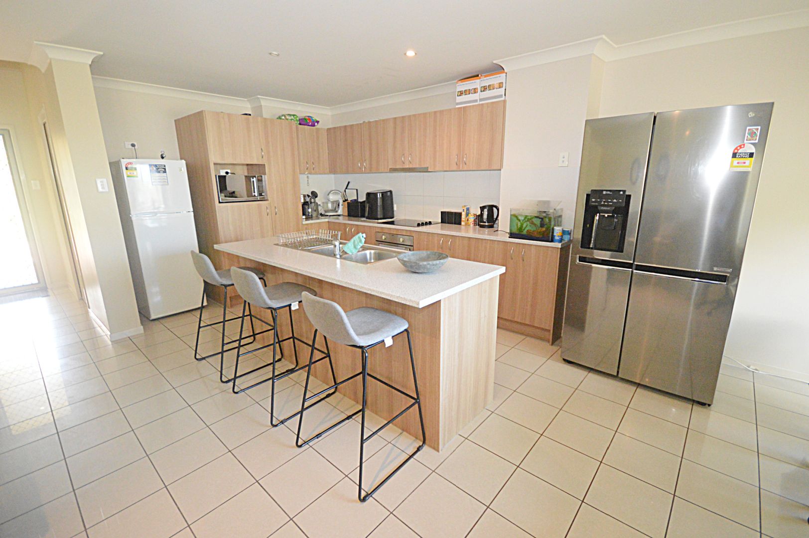 9/1 Ibis Boulevard, Eli Waters QLD 4655, Image 2