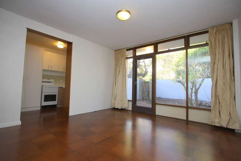 Additional image 4 of 4/4 Edmondson St, Campbell ACT 2612