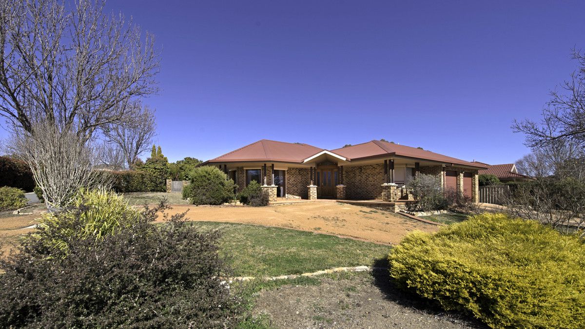 2 Tuross Close, Amaroo ACT 2914, Image 0