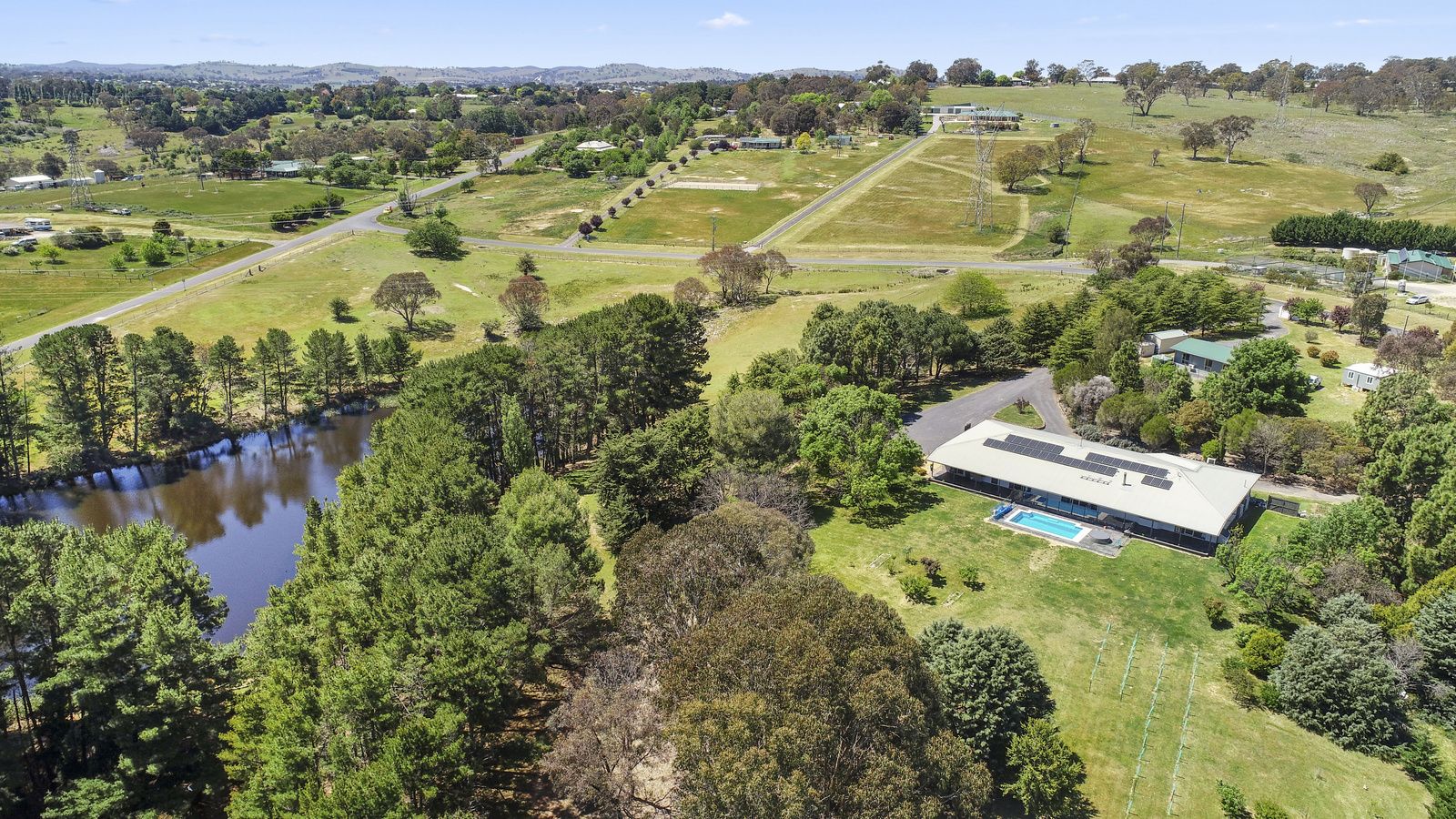 1 Shearsby Crescent, Yass NSW 2582, Image 0