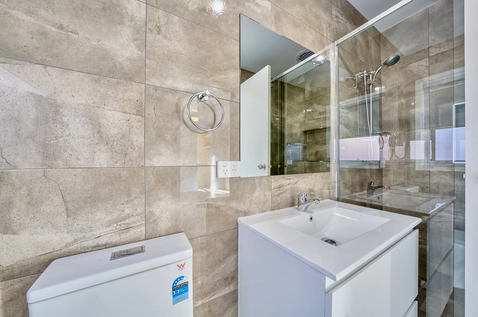 Additional image 9 of 1/70 Strong Drive, Hampton Park VIC 3976