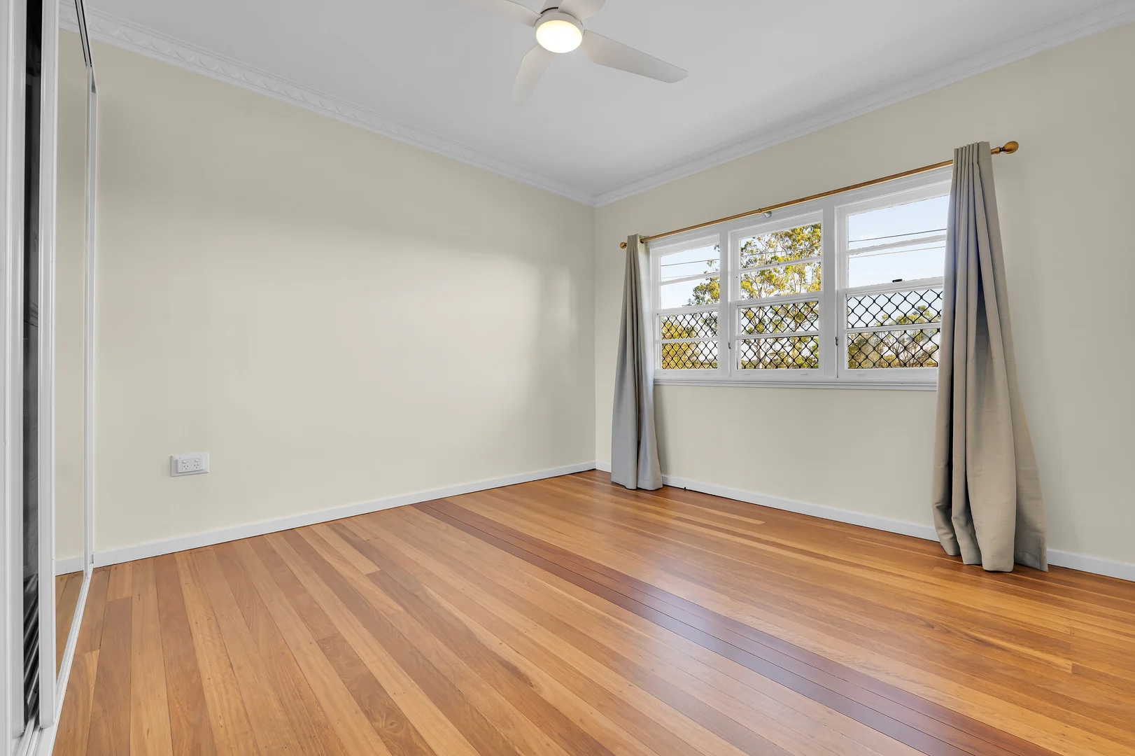 Additional image 7 of 107 Oateson Skyline Drive, Seven Hills QLD 4170