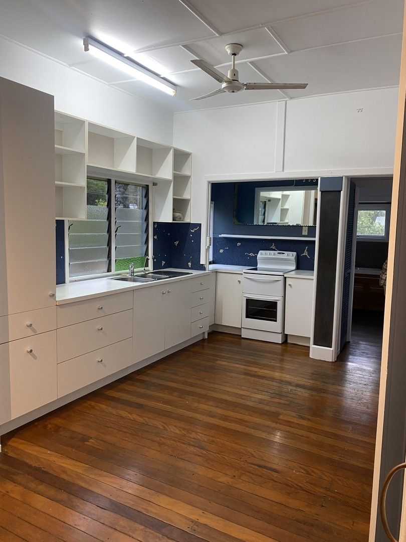 3 bedrooms House in 35 George Street MOFFAT BEACH QLD, 4551