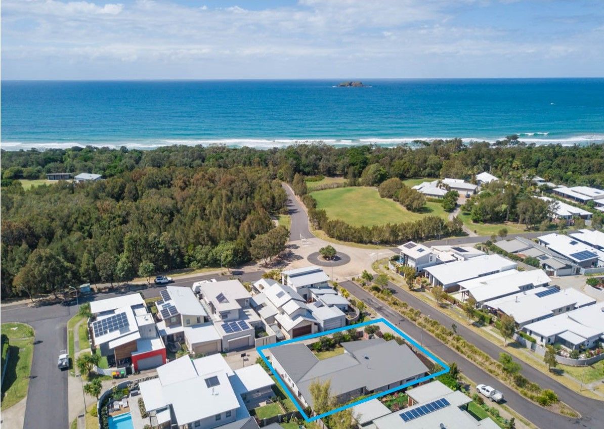 51 North Sapphire Road, Sapphire Beach NSW 2450, Image 0