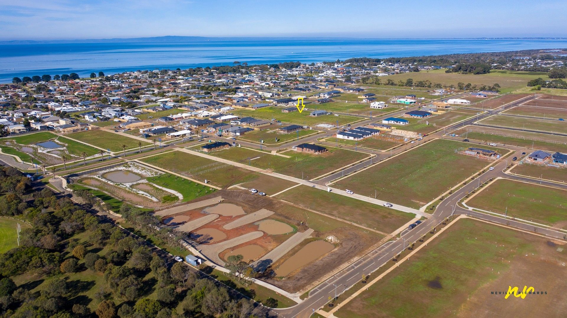 11 Findlay Avenue, St Leonards VIC 3223 Domain