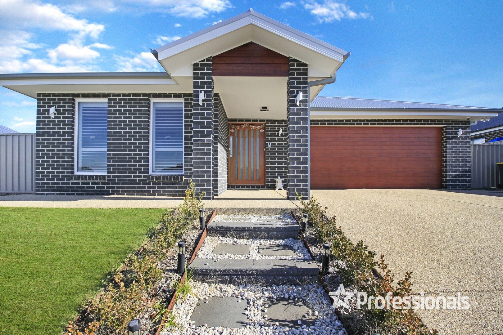 122 Coppabella Drive, Gobbagombalin NSW 2650, Image 0