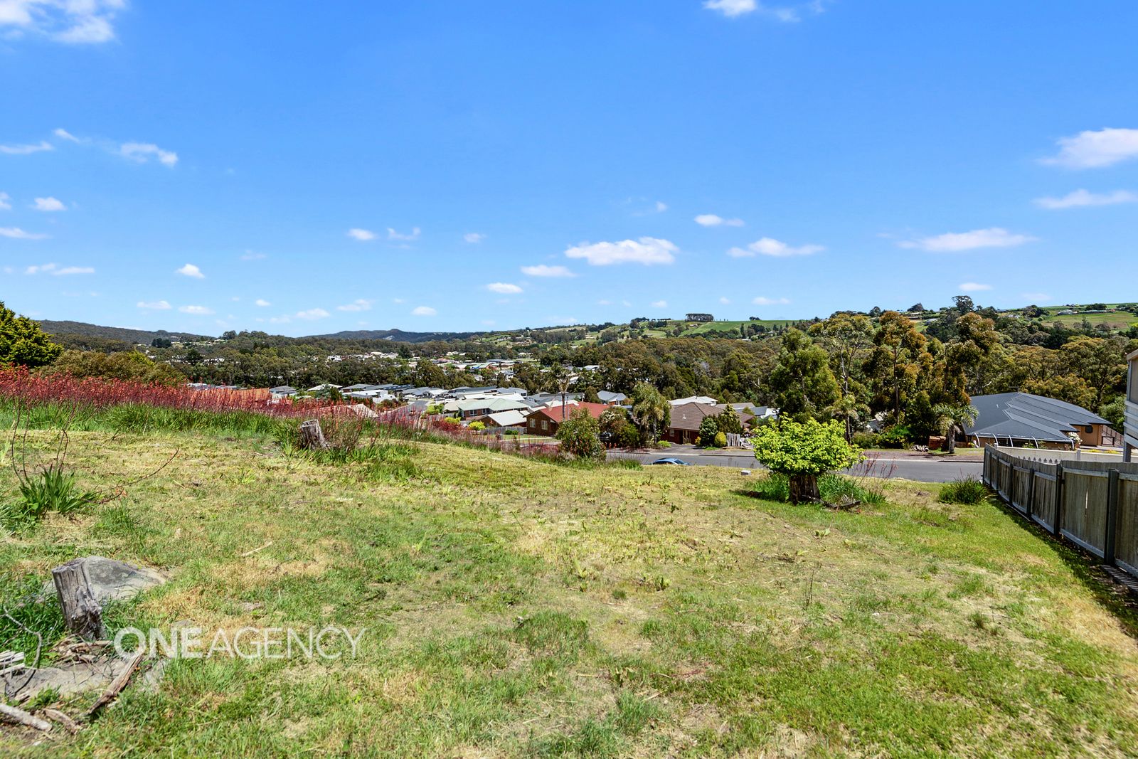 10 Georgiana Street, Devonport TAS 7310, Image 2