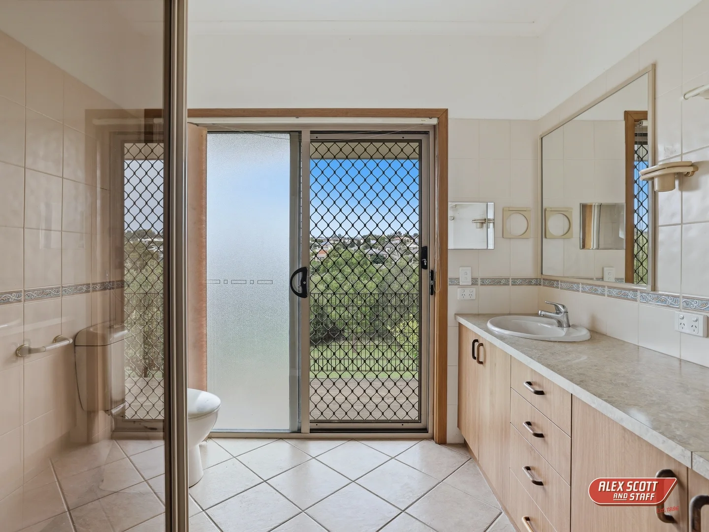 Additional image 20 of 4A Louise Simon Court, Leongatha VIC 3953