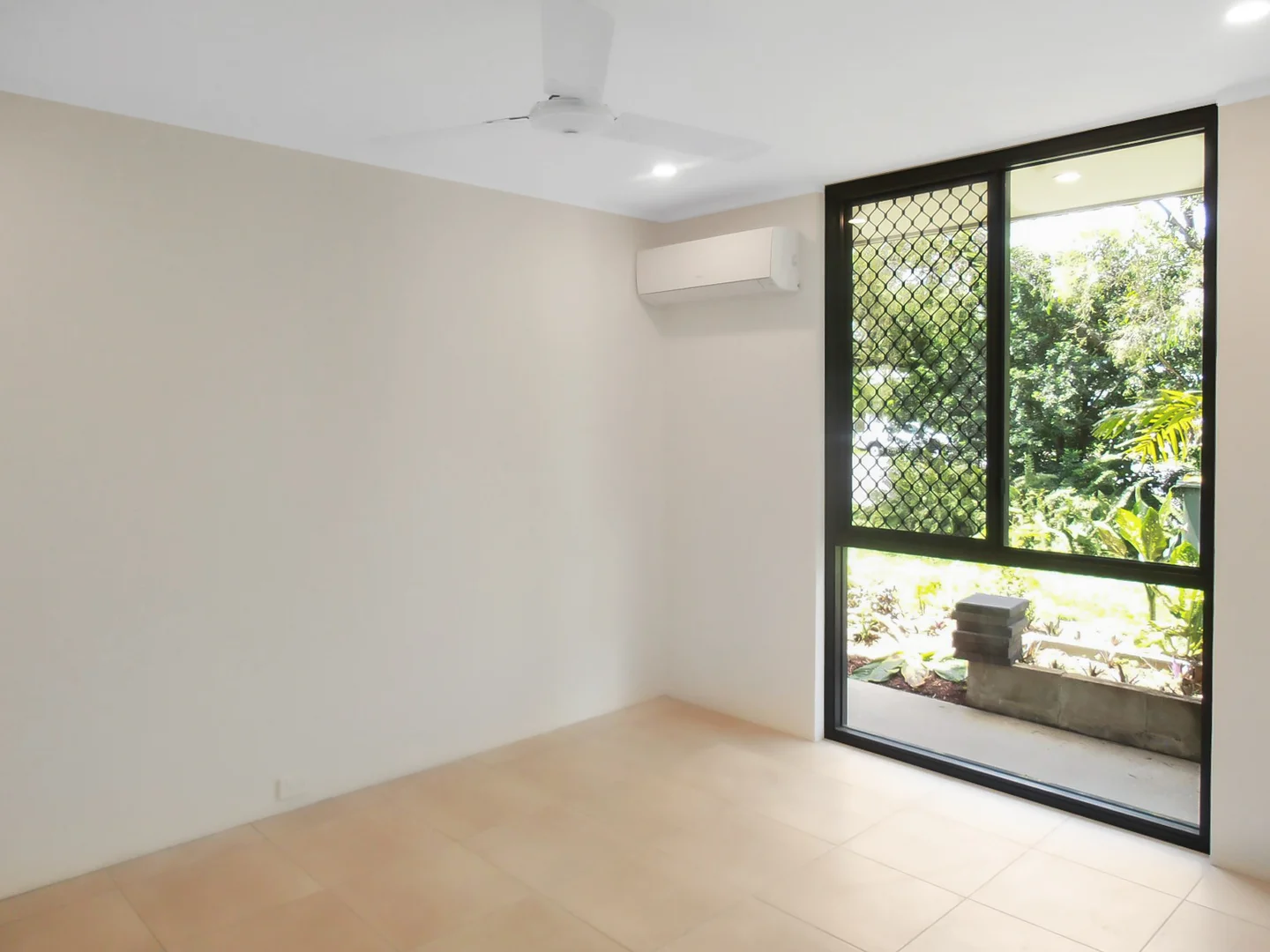 Additional image 6 of 108 Greenslopes Street, Edge Hill QLD 4870