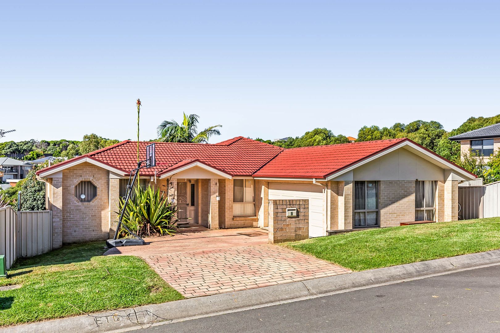 5 Montague Crescent, Shell Cove NSW 2529
