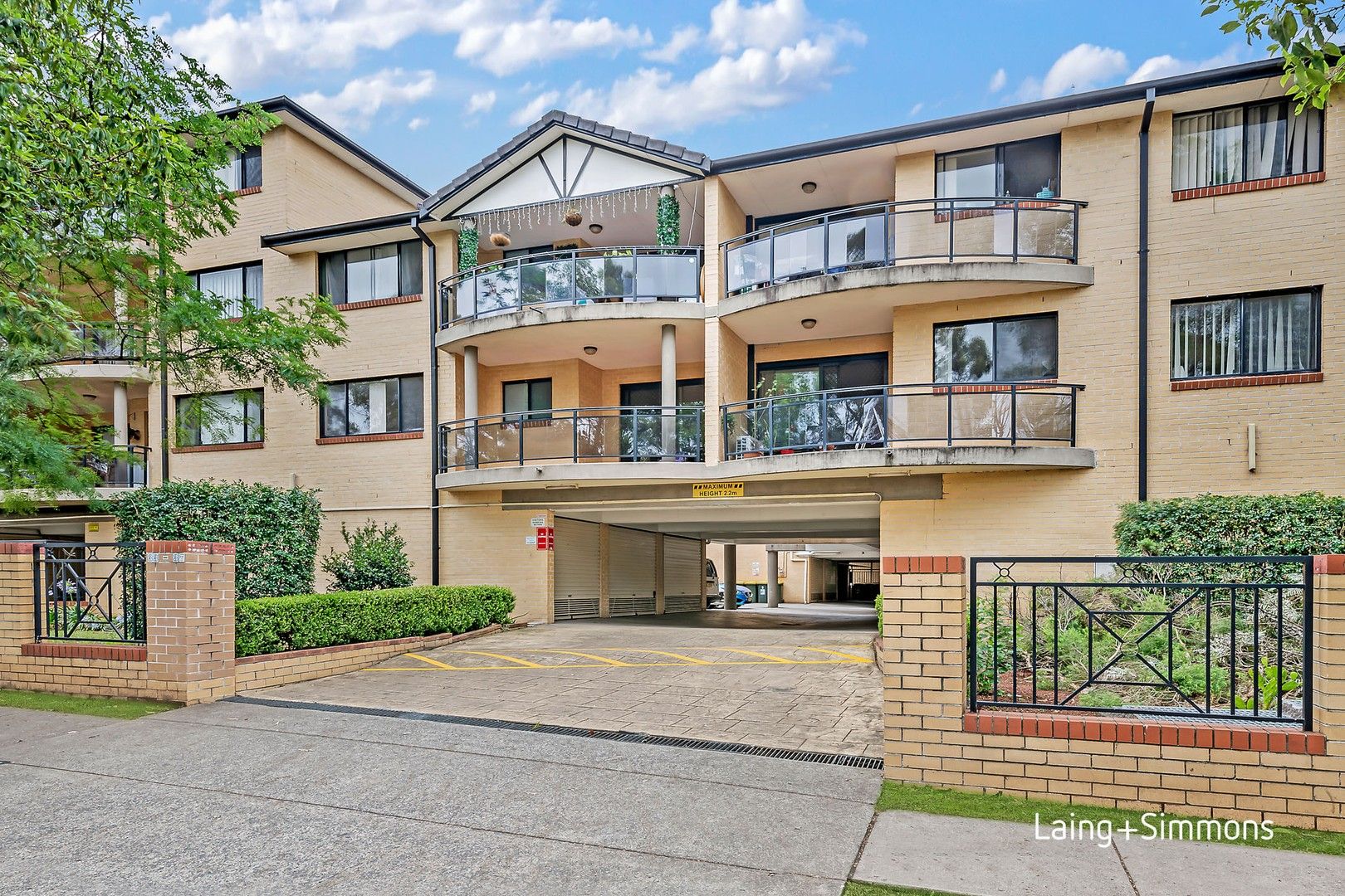 2 bedrooms Apartment / Unit / Flat in 2/33-37 Neil Street MERRYLANDS NSW, 2160