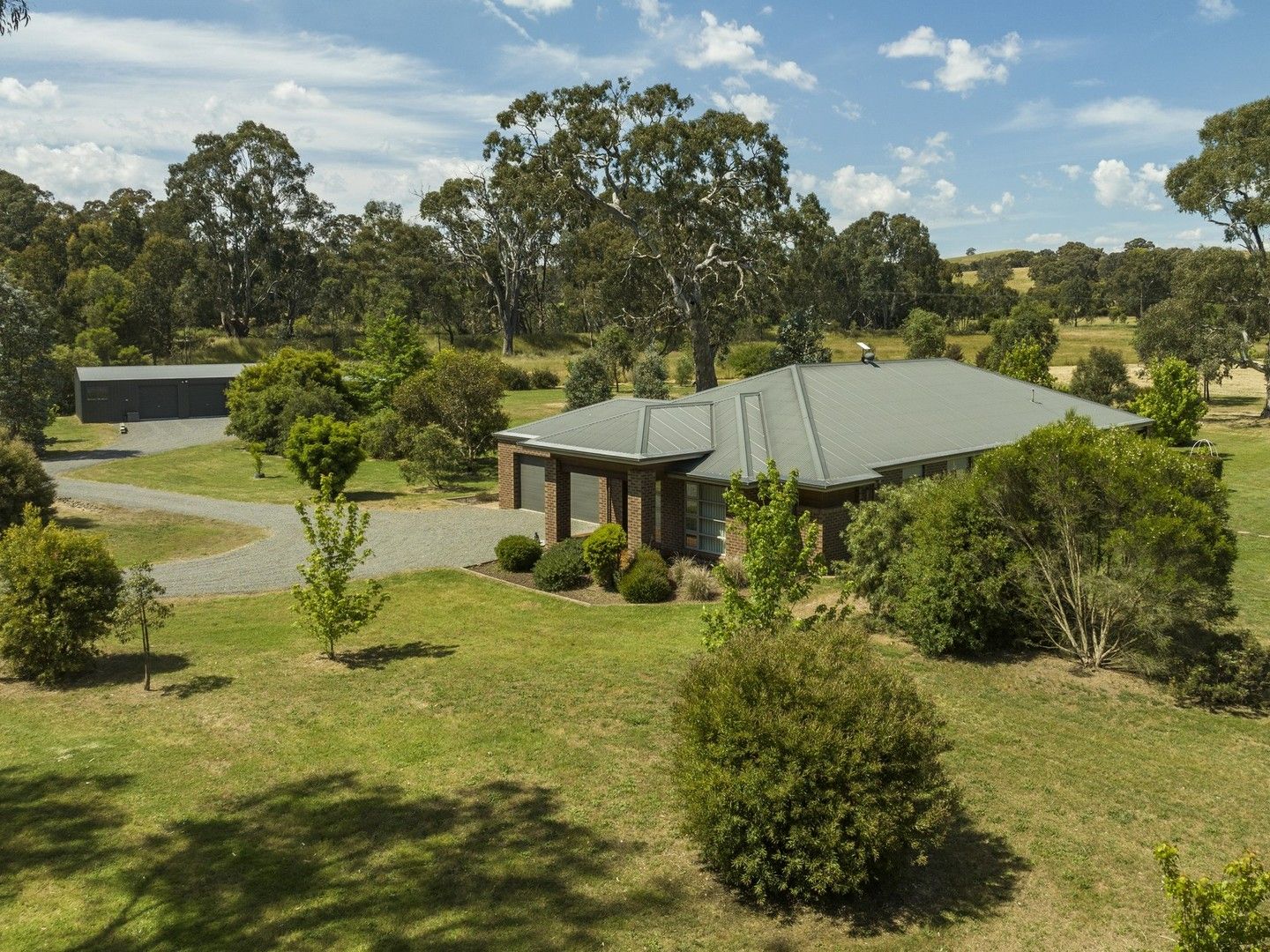 693 Howes Creek Road, Mansfield VIC 3722, Image 0