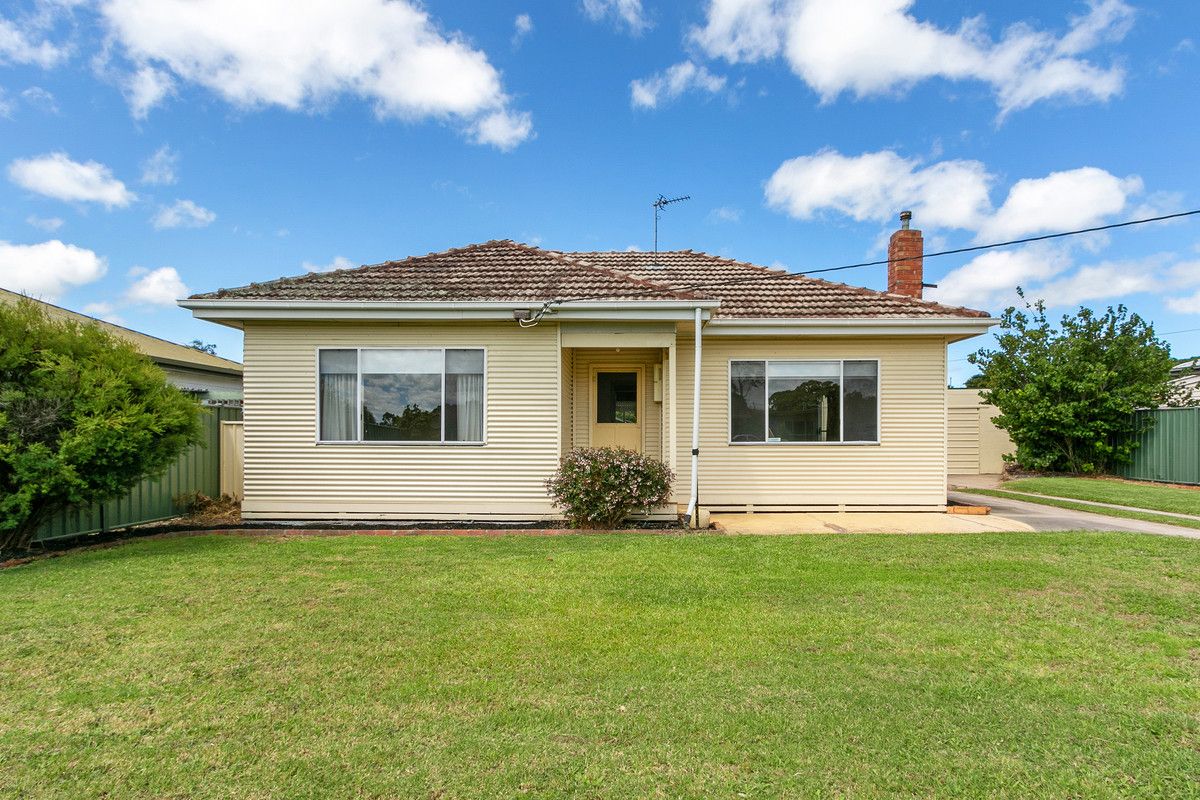 24 Charles Street, Maffra VIC 3860, Image 0