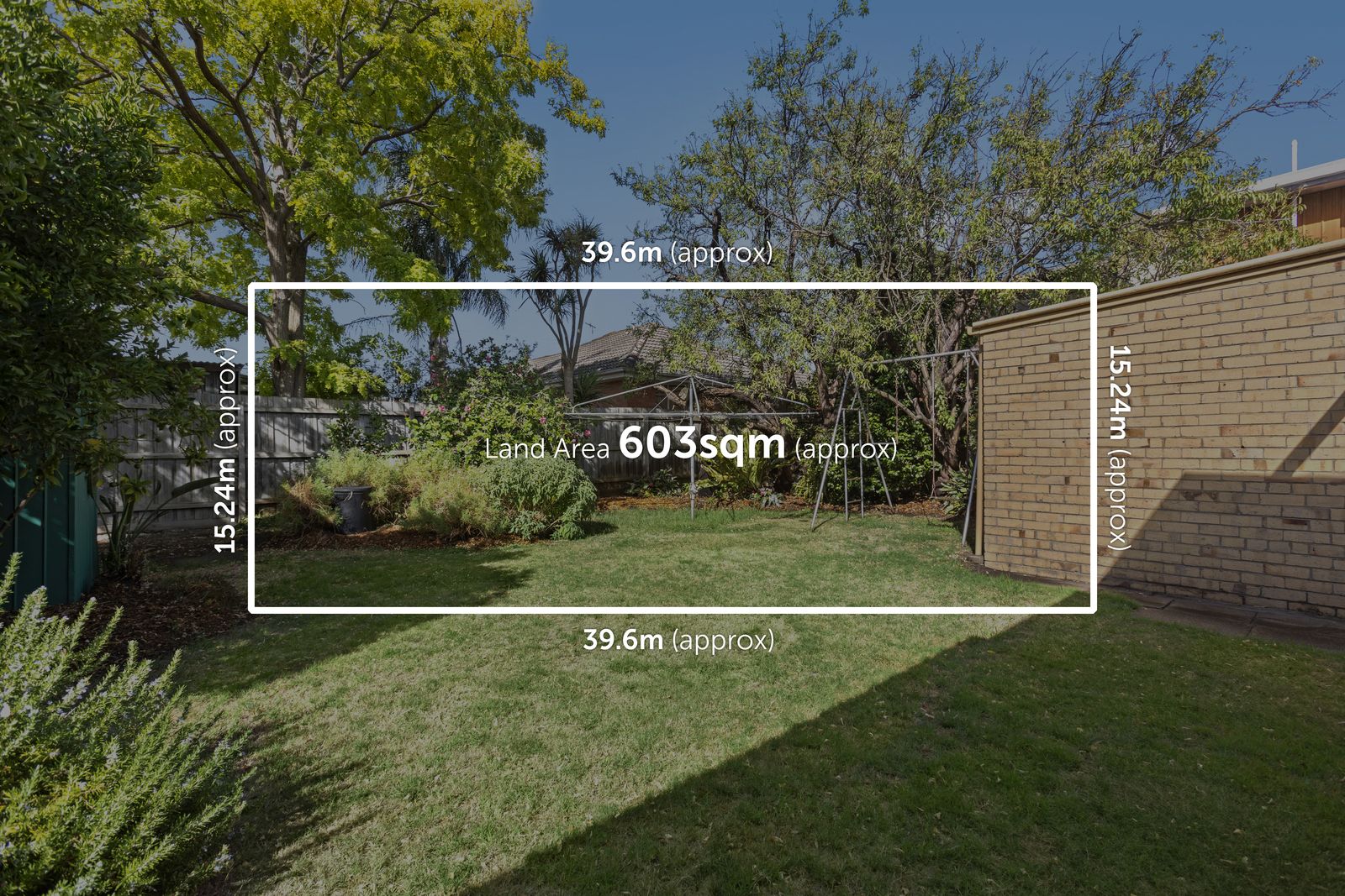 4 bedrooms House in 8 Rodney Street MOORABBIN VIC, 3189