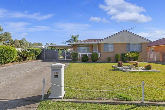 Picture of 28 Munmora Place, OXLEY PARK NSW 2760