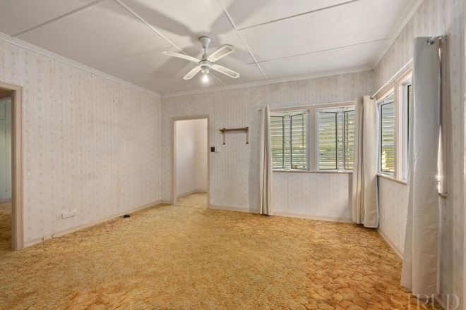 19 Russell Street Silkstone 4304 - Image 5