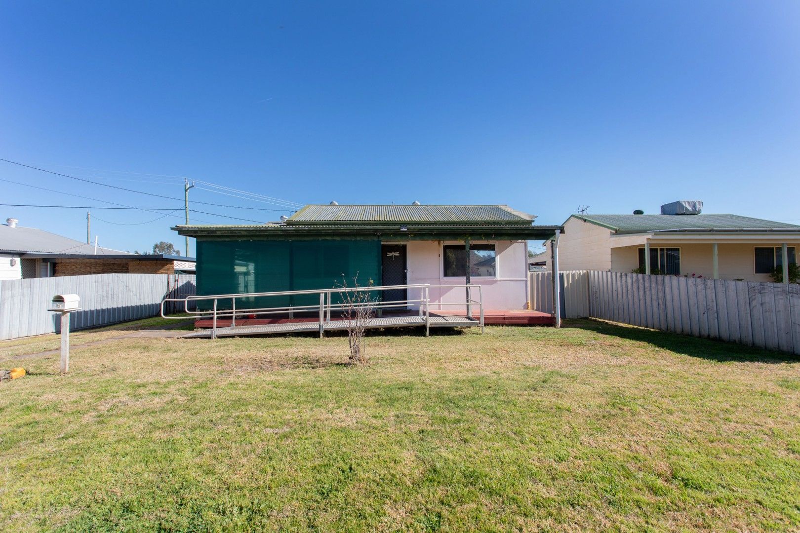 6 Lee Street, Cowra NSW 2794, Image 0