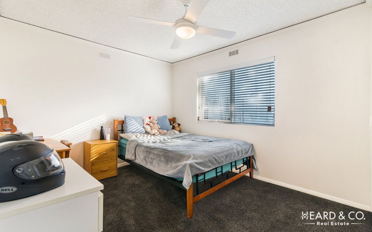 1/23 Hallam, Quarry Hill VIC 3550, Image 2