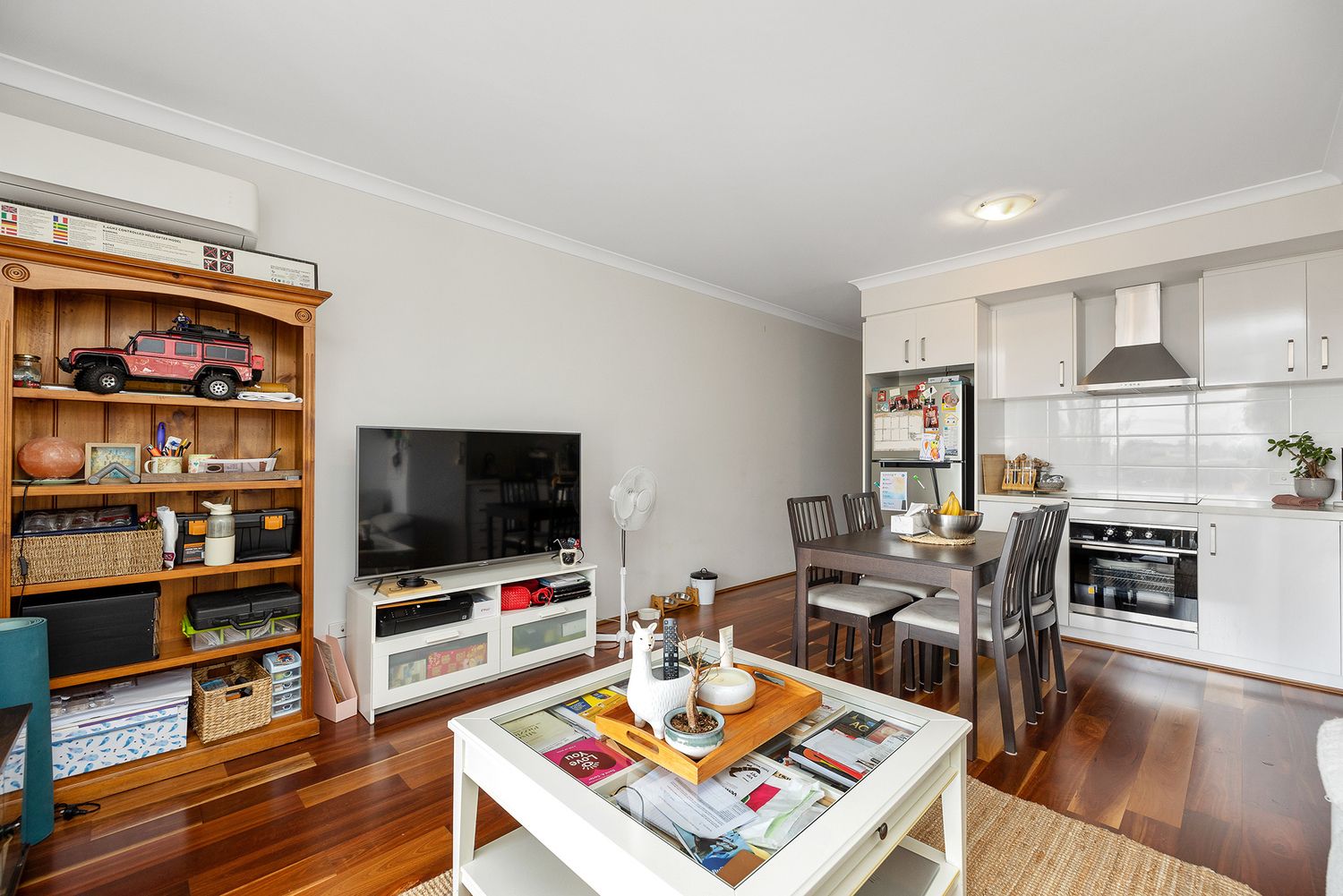 4/42 Elizabeth Street, Cloverdale WA 6105 Domain