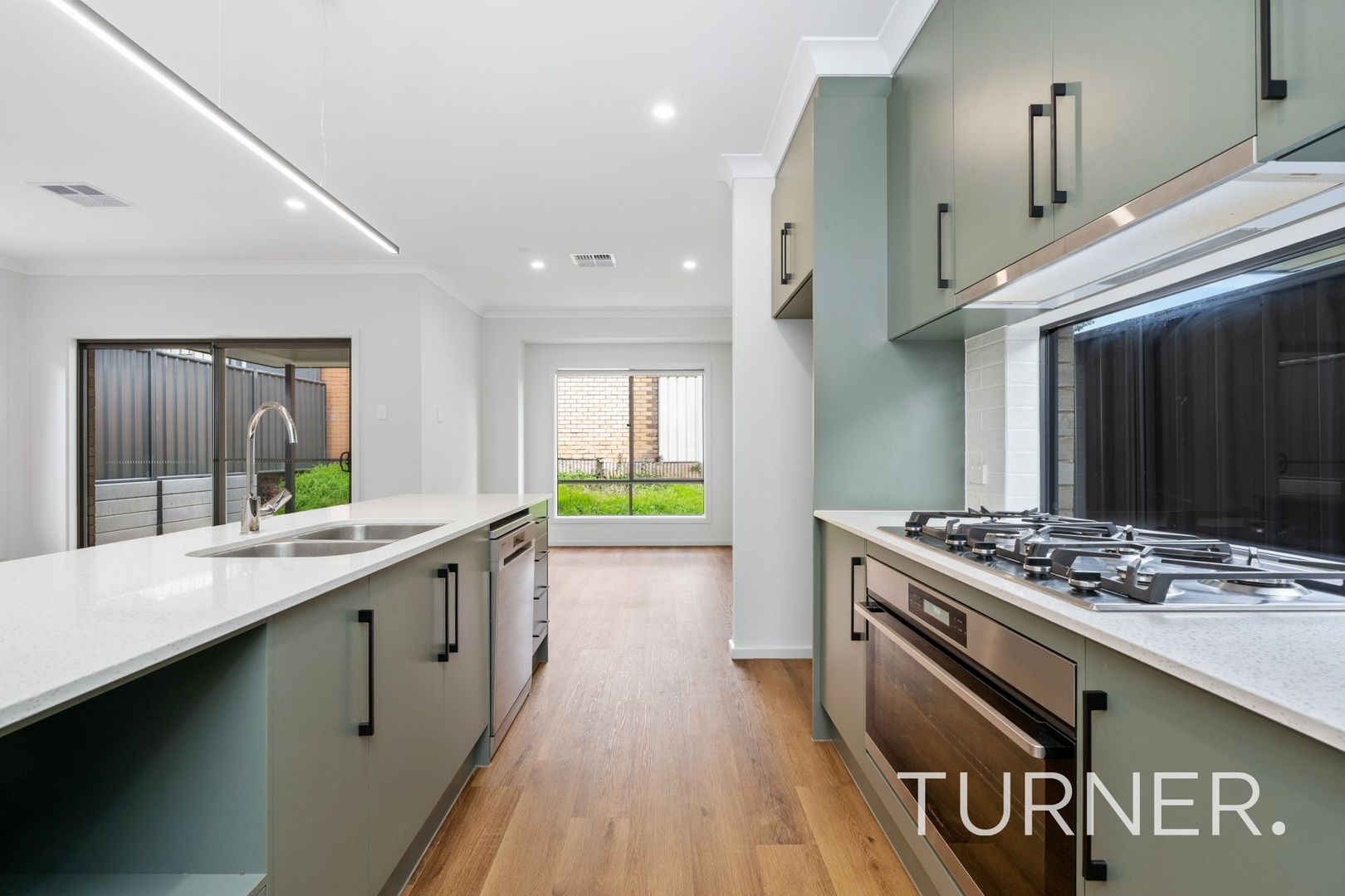 1A Kingston Avenue, Hope Valley SA 5090 House For Rent 680 Domain