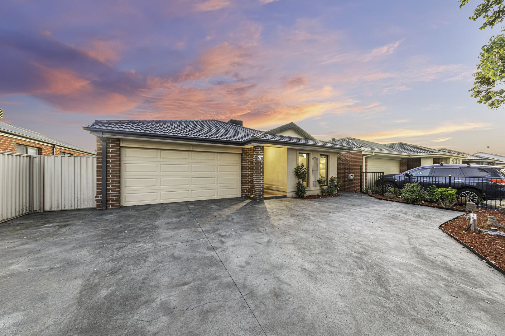 26 Willowtree Drive, Pakenham VIC 3810, Image 2