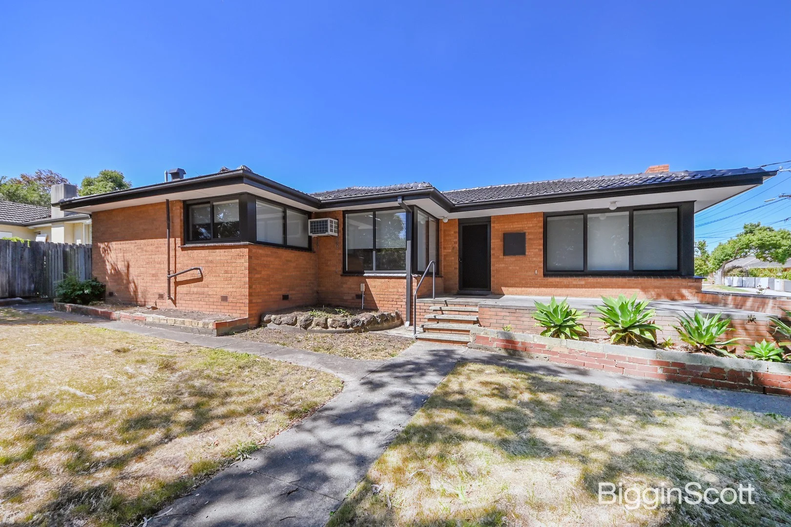 38 Middleborough Road, Burwood East VIC 3151