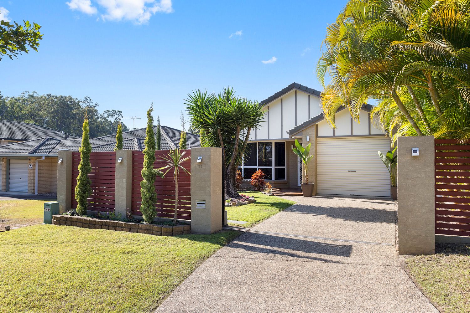 11 Clarence Place, Forest Lake QLD 4078