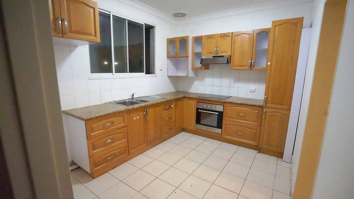 2 bedrooms Apartment / Unit / Flat in 8/111 Dartbrook Road AUBURN NSW, 2144