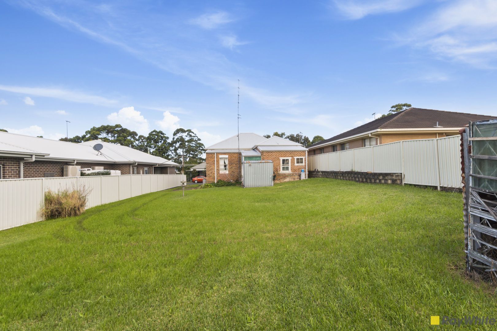 3 Stanhope St, Woonona NSW 2517, Image 2