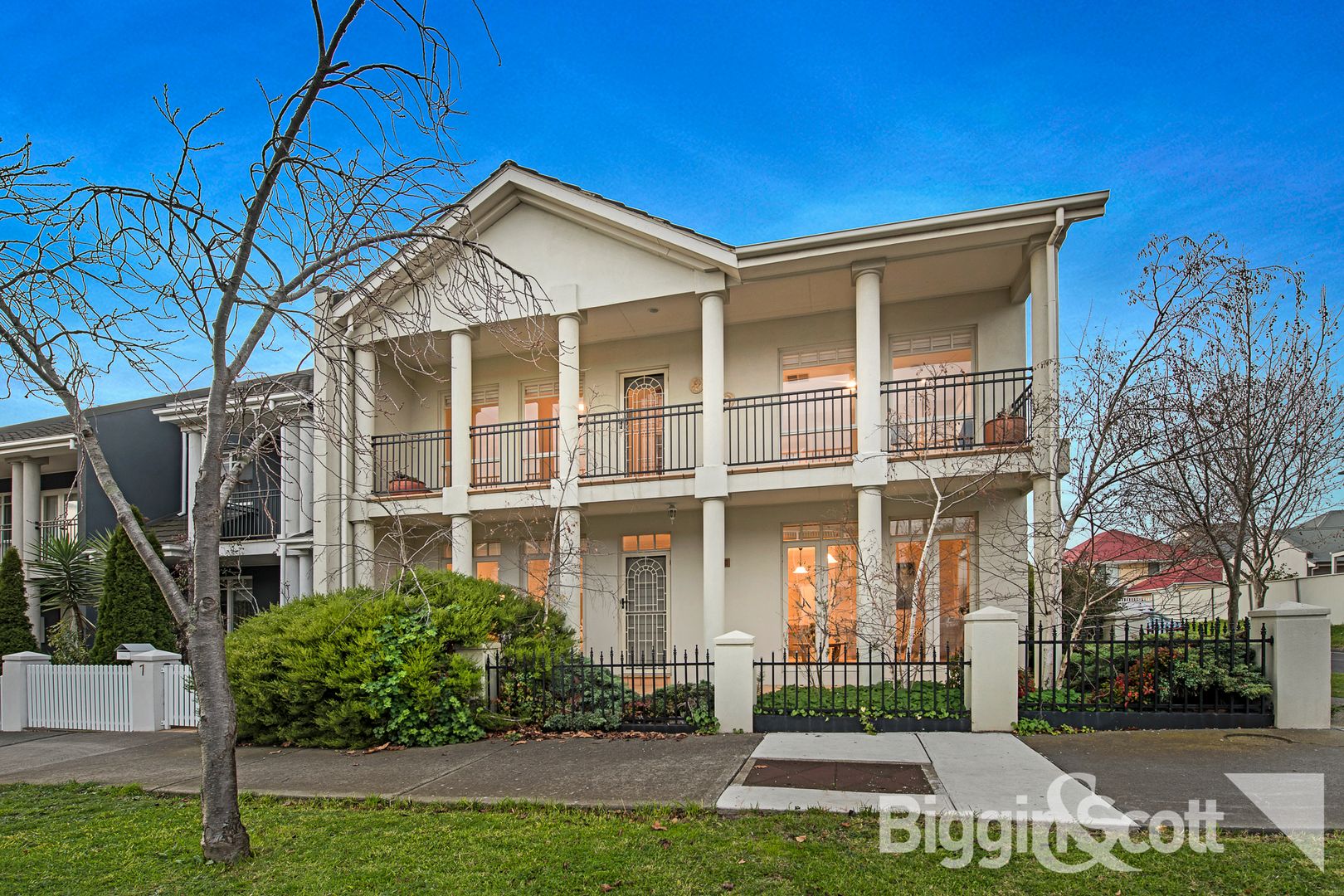 9 Waterford Avenue, Maribyrnong Property History & Address Research