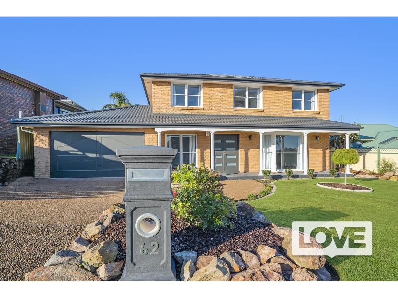 4 bedrooms House in 62 Regal Way VALENTINE NSW, 2280
