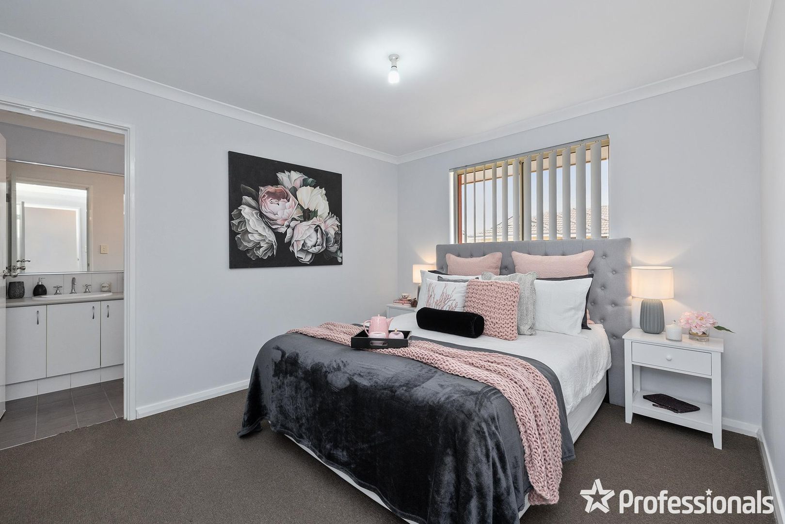 12/11 Hazlett Way, Canning Vale WA 6155, Image 2