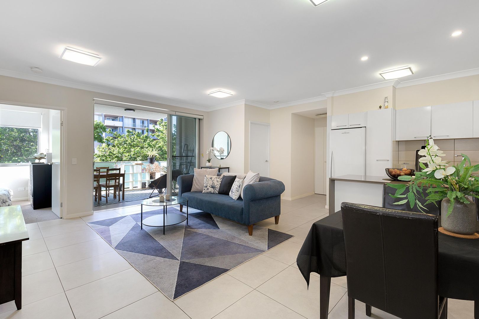 204/37 Connor Street, Kangaroo Point QLD 4169, Image 2