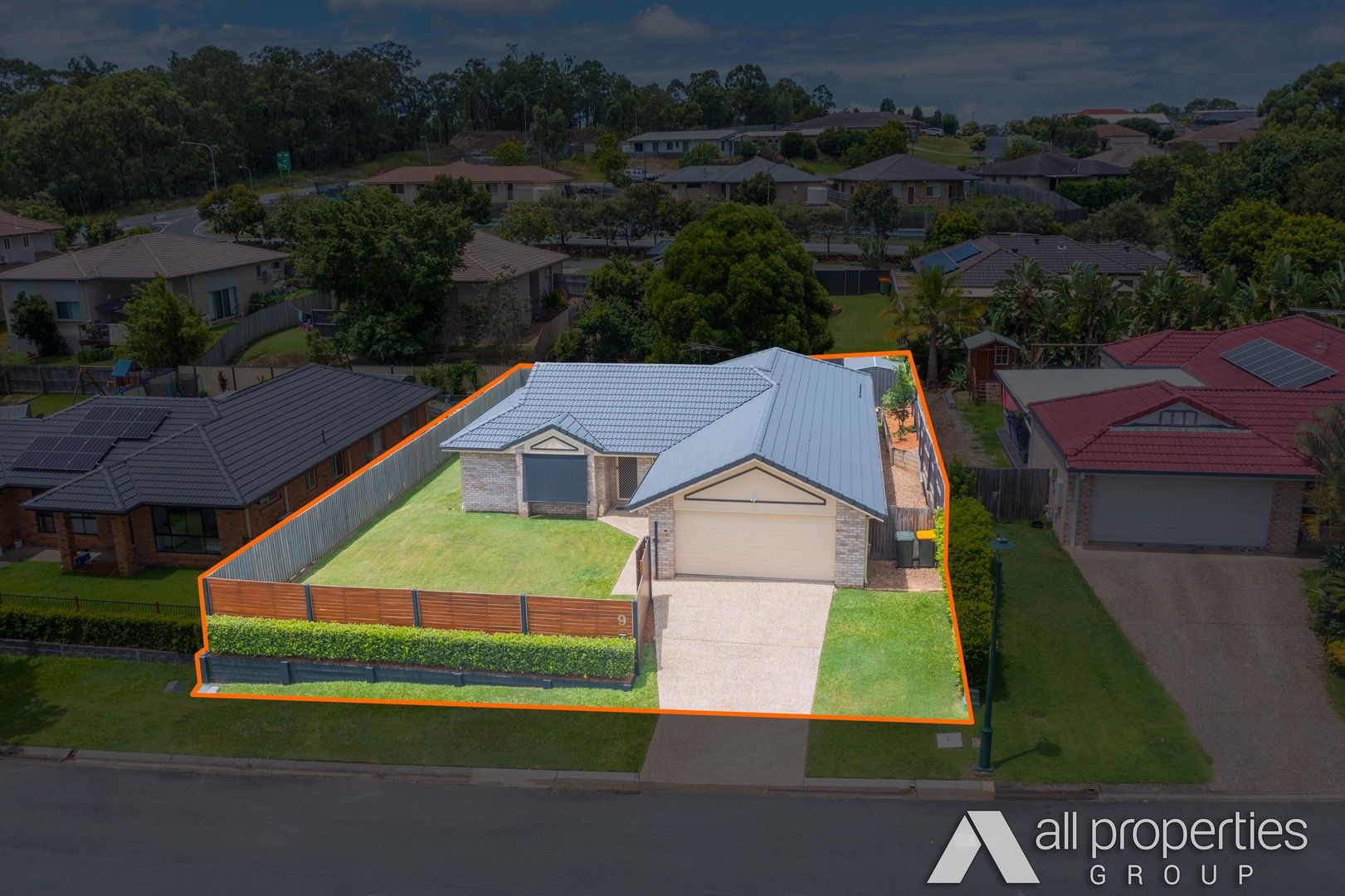 4 bedrooms House in 9 Shawnee Crescent PIMPAMA QLD, 4209